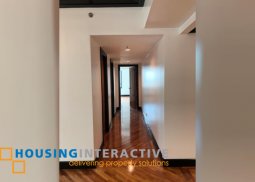 unfurnished 3br unit with balcony for rent in amorsolo east