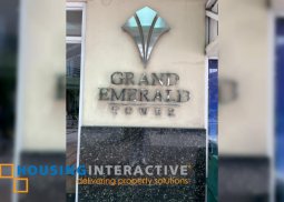 commercial office grand emerald for sale