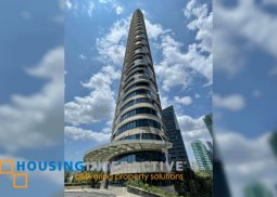 luxury 3br unit with parking for sale in one rockwell, west tower