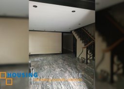 2-storey house for sale in melantic st., san lorenzo village