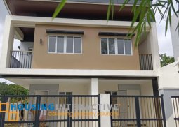 duplex house for sale in vermont park executive village, antipolo