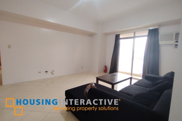 semi-furnished 3br unit for lease in paseo parkview suites