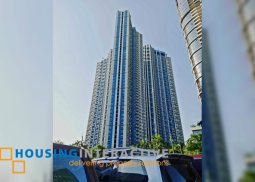 fully furnished 1br unit with balcony for sale in the trion towers