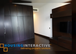 4br unit with parking for lease in essensa east forbes