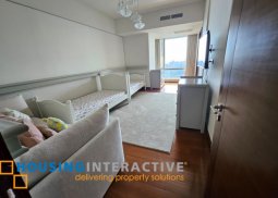 fully furnished 2br unit with parking for sale in horizon homes at shangri-la