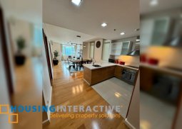 fully furnished 1br unit with balcony and parking for lease in park terraces