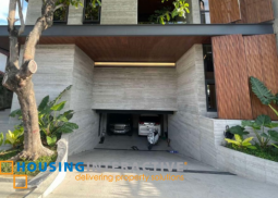 modern tri-level house for sale in ayala alabang village