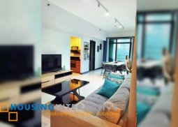 fully furnished 2br unit with balcony and parking for lease in 8 forbestown road