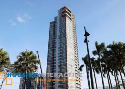 4br unit for rent in regent parkway, taguig