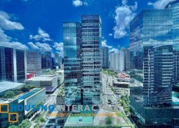 3br unit with parking for lease in the suites