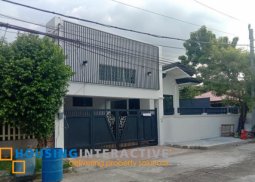 beautifully renovated house and lot with modern upgrades in better living, paraÑaque