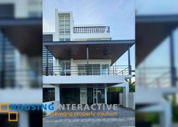 modern house & lot for sale in mahogany place 3, acacia estates