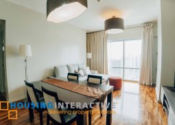 classy 2 bedroom for sale in one legaspi park condominium