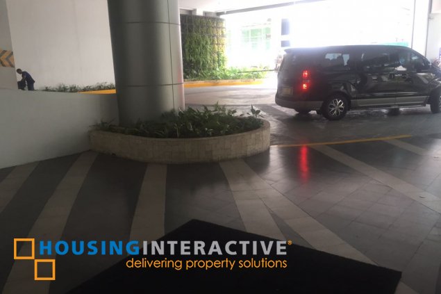 2br for rent in icon plaza, taguig