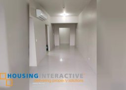 semi-furnished 2br unit with parking for lease in uptown ritz residences