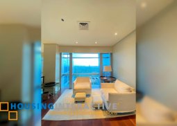 penthouse unit for lease in pacific plaza towers