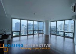 2br unit with parking for lease in the suites