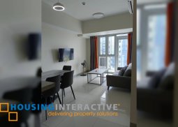 furnished 2br unit for lease in uptown parksuites