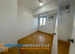 furnsihed 2br unit with parking for sale in avida towers alabang