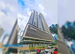 1br unit with parking slot for sale in the residences at westin manila