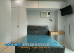 studio unit for rent with balcony in two serendra, taguig