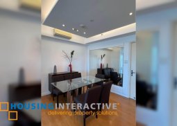 furnished 2br unit with parking for rentin one rockwell west