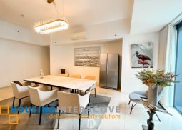 furnished 4br unit with parking for lease in grand hyatt residences