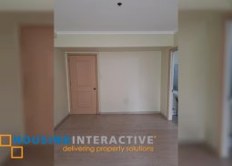 studio unit with parking for sale in south of market