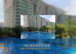 2br unit with parking for sale in one serendra