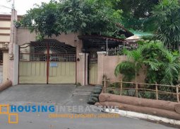 4 bedroom bungalow with a 2 door apartment for sale in better living paranaque