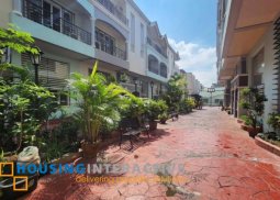 3-storey townhouse for sale in new manila, quezon