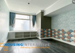 semi-furnished 3br unit with parking for lease in one roxas triangle