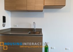 1br unit for sale in the rise makati