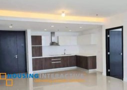2br unit with parking for sale in east gallery place