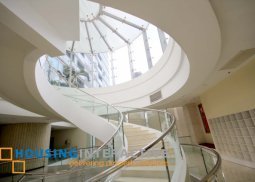 newly renovated 2br condo unit for rent at the st. francis shangri la place mandaluyong