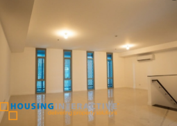 3br bi-level villa for sale in west gallery place
