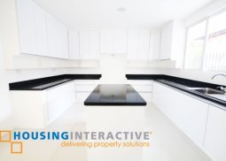 elegant 3br unfurnished house for rent at san lorenzo village makati