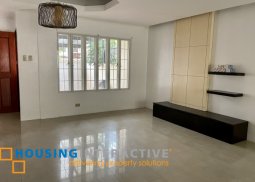 townhouse for sale in merville paranaque