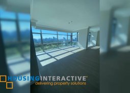 3br unit with parking for sale in pacific plaza towers