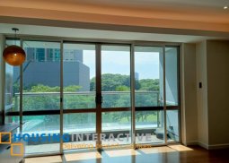 fully renovated 2br unit with parking for lease in regent parkway