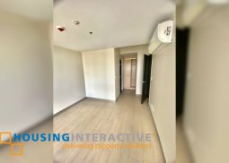 2br unit for rent in eastwood global plaza