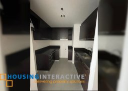 unit for lease and sale in one rockwell