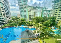 3br unit with parking for sale in one serendra