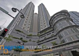 a condominium for lease in fort victoria taguig city