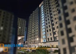fully furnished 1br unit with balcony for lease in avida towers vireo