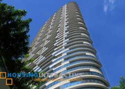 fully furnished loft type unit for sale in one rockwell