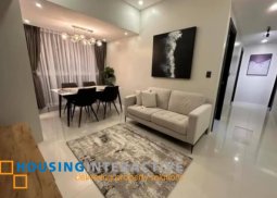 a condominium for lease in uptown parksuites bgc taguig city