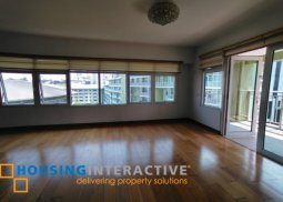 semi-furnished 3br unit with parking for lease in one serendra