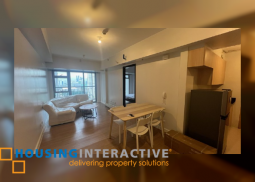 1br unit for leased in the park triangle