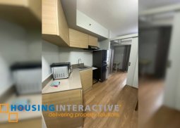 a condominium for lease in the rise makati city